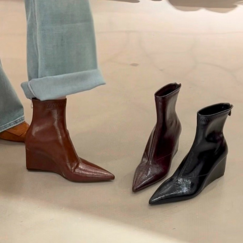 Sepatu Boot Hak Wedge Fashion  - Soft Sole Booties ulasan dan harga